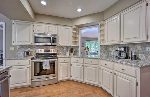 Bella Vista House | Lakefront Getaway w/Private Dock & Kayaks!