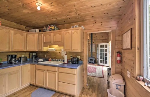 Harmony Cottage | Lakefront Getaway with Kayak, Canoe and dock