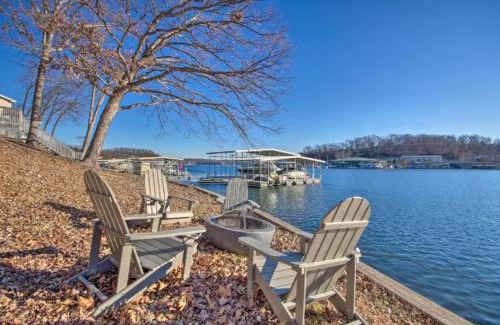 Lake Ozark House | Lakefront Hgtv Home-3bed3bathdockfirepit-12pp