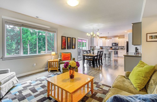 Burley House | Lakefront Home by Gig Harbor: Quiet Family Retreat