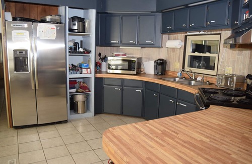 Se Ree House | Lakefront home ready for your vacation! Best spot on Rough River Lake!