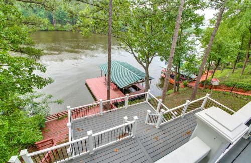 Mid America House | Lakefront Home with Dock 10 Mi to Central Ave!