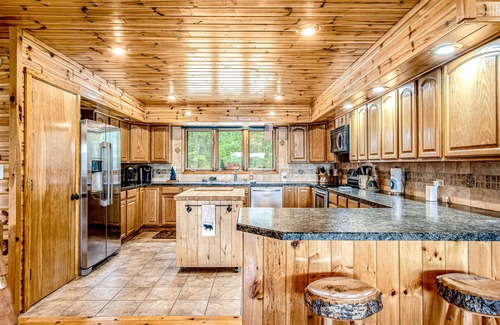 Lac du Flambeau House | Lakefront log cabin on 3.5 acres with dock, gazebo & sunset views - dog-friendly