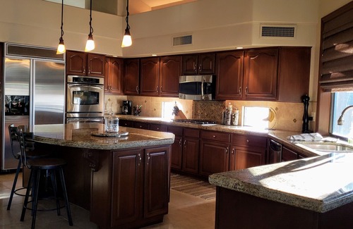 Fox Crossing Villa | Lakefront Luxury: Gym, Spa, Pool, Dog-Friendly