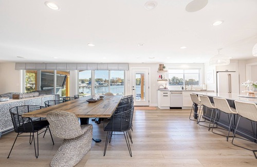 Lakeview House | Lakefront Luxury: Sunrise Views, Pool, Dock & Walk to Dining!