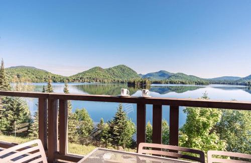 Lac Superieur Village House | Lakefront, Mountain View - 3 Bedrooms Resort Suite