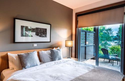 Lac Superieur Village House | Lakefront Mountain View - 1 Bedroom Resort Suite