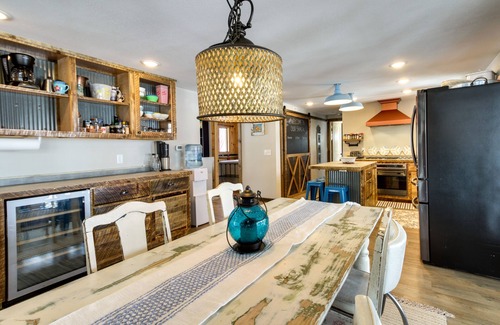 Nevis Cabin | Lakefront Nevis Cabin Escape w/Hot Tub!