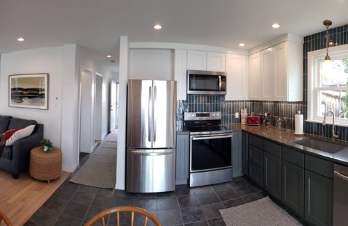 Windham House | Lakefront newly renovated 3-bedroom house with two Kitchens in tranquil Windham
