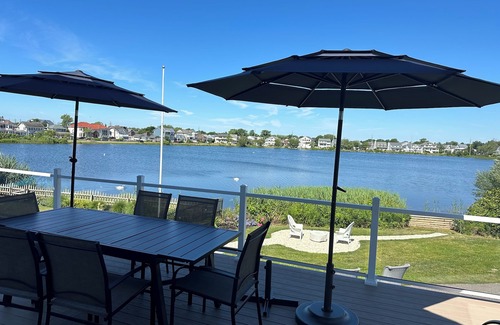 Point Pleasant Beach House | Lakefront "OceanBreeze" Home 5 BR 3Bth ~Beach Block