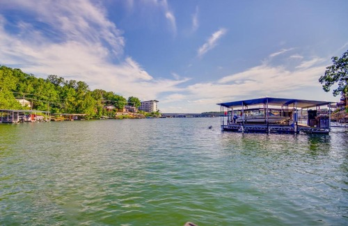 Osage Beach House | Lakefront Osage Beach Retreat with Boat Slip!