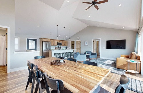 New Lisbon House | Lakefront Paradise: New Home in New Lisbon with Endless Activities & Views