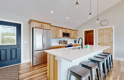 New Lisbon House | Lakefront Paradise: New Home in New Lisbon with Endless Activities & Views