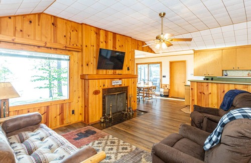 Park Rapids House | Lakefront Paradise: Your Perfect Getaway in Park Rapids!