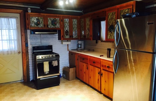 Deka Lake House | Lakefront Privacy off Canada's Fishing Highway (Hwy 24) in BC Cariboo