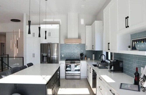 Youbou House | Lakefront Retreat with a Sauna, Hot Tub & Private Beach Access