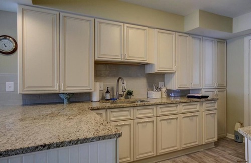 Port Clinton House | Lakefront Retreat in Port Clinton-Private Beach & Unique Caboose Stay!