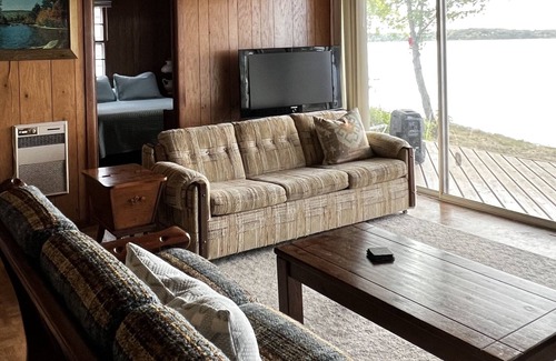 Battle Lake Cabin | Lakefront Retreat. The Cottonwood on Eagle Lake!