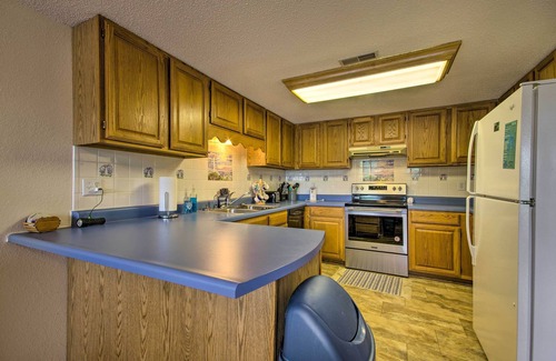 Rocky Mount House | Lakefront Rocky Mount Retreat w/Swim Dock!