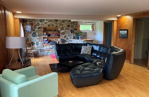 Saint Come Ski Chalet | Lakefront + ski - 3 bedrooms Chalet with a view