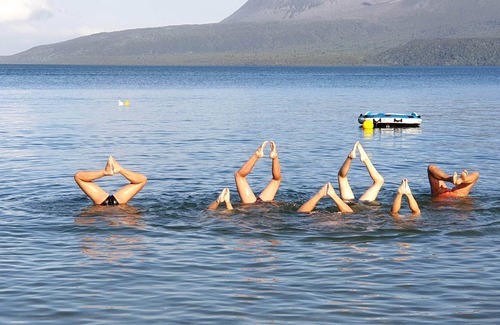 Lake Tarawera House | Lakefront Tarawera Bliss