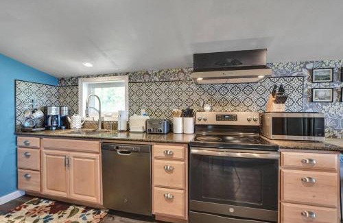 Weeks Mills House | Lakefront Trifecta with Private Hot Tub, Sauna & Free Massages