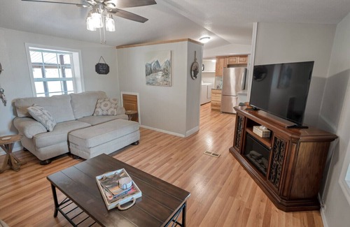 Blocker House | Lakefront with Boat Ramp Access, Dogs Welcome!