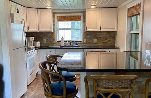 Highland House | Lakehouse on Lake Francis with Huge Game Room next to Boat Ramp