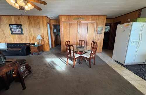 Clarksville House | Lakehouse on the water with amazing view and private dock