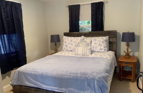Southbury House | Lakehouse with Amazing View, Jacuzzi, Parks, Attractions Perfect for Families