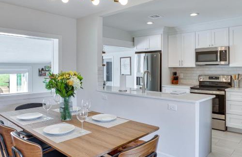 Lakeland House | Lakeland Retreat with Private Pool and Yard Games!