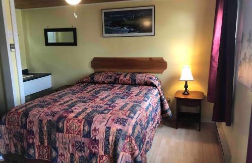 Yarmouth Hotel | Lakelawn B&B and Motel