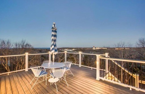 Pottsboro House | Lakepoint Resort