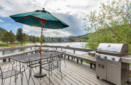 Lakeside Village House | Lakeshore by Summit County Mountain Retreats