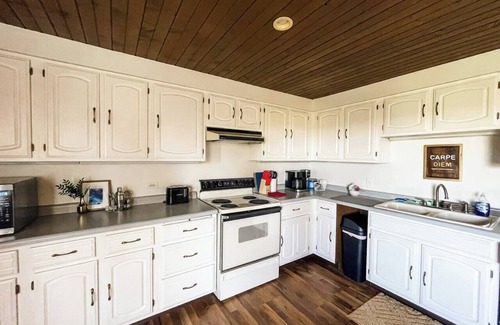 Capitol Beach House | Lakeshore Landing - Unique 3 Story Condo
