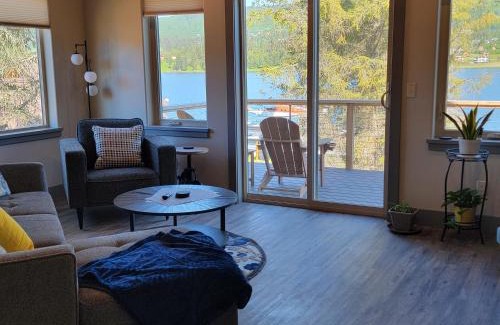 Homer House | Lakeshore Lodging Suites