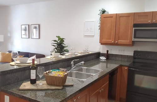 Okanagan-Similkameen Condo | Lakeside 2BD Retreat at Casa Del Mila Oro Lake Osoyoos-Pool, Patio, Beach!
