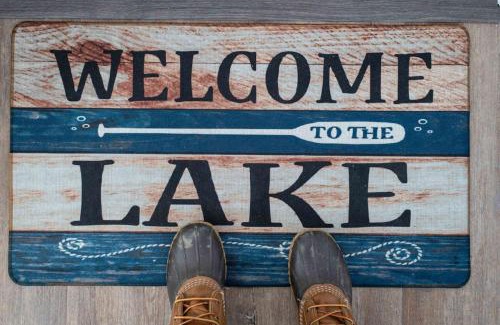 Orono House | Lakeside 4BD Pushaw Lake Retreat