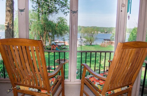 Vandalia House | Lakeside at Shavehead Lake