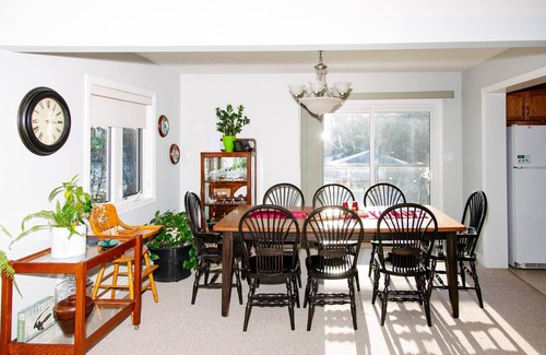 Minden Cottage | Lakeside Bliss in Haliburton's Hidden Gem