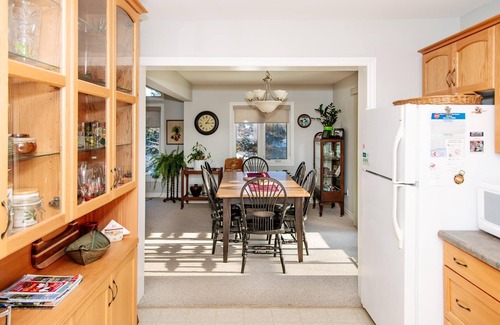 Minden Cottage | Lakeside Bliss in Haliburton's Hidden Gem