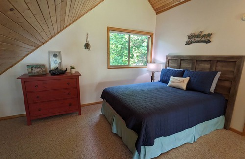 Ottertail Cabin | Lakeside cabin on Buchanan -amazing lake views, large level lot, & sandy shore