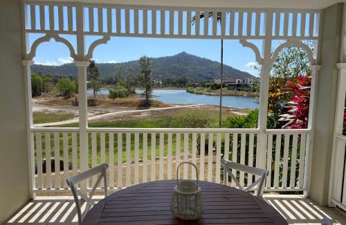 West End Apartment | Lakeside Central Apartment