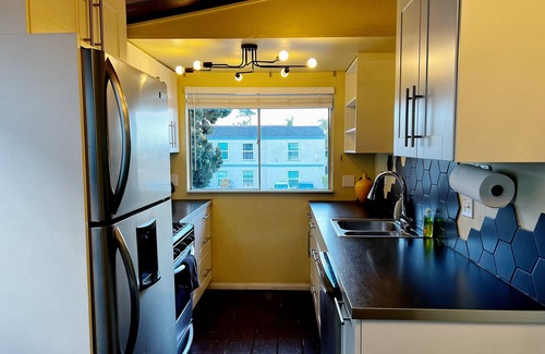Point Loma Heights Apartment | Lakeside Charm in Ocean Beach
