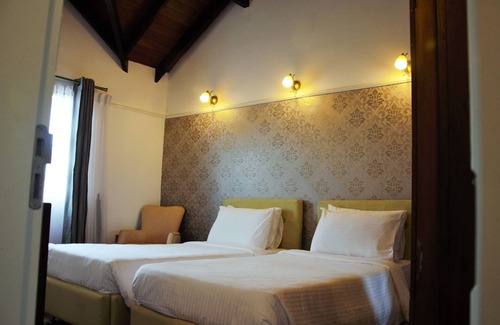 Nuwara Eliya House | Lakeside Cottages