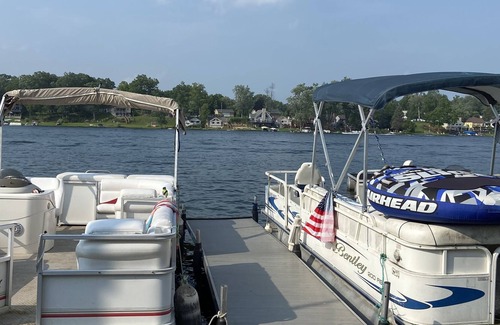 Frontier Boat Rental | Lakeside Cruise, Bird Lake, Osseo MI