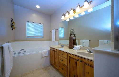 Ogden House | Lakeside Escape 1 BR with Resort Amenities