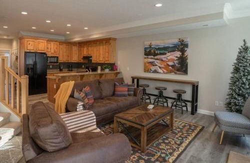 Ogden House | Lakeside Funscape with Resort Amenities