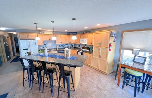 Detroit Lakes House | Lakeside Gem ~ Walk to Marina ~ Private Beach/Dock