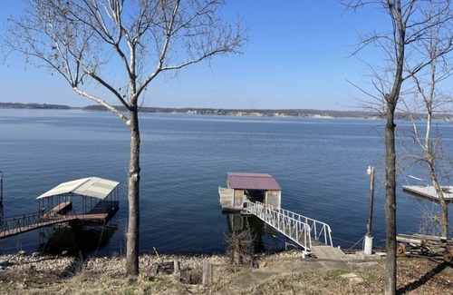 Tia Juana Apartment | Lakeside Guest Suite w/ Dock Access to Grand Lake Disney Oklahoma